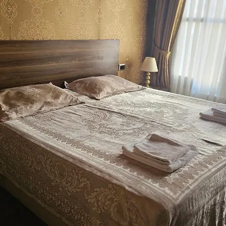 帕萨斯之家酒店 *